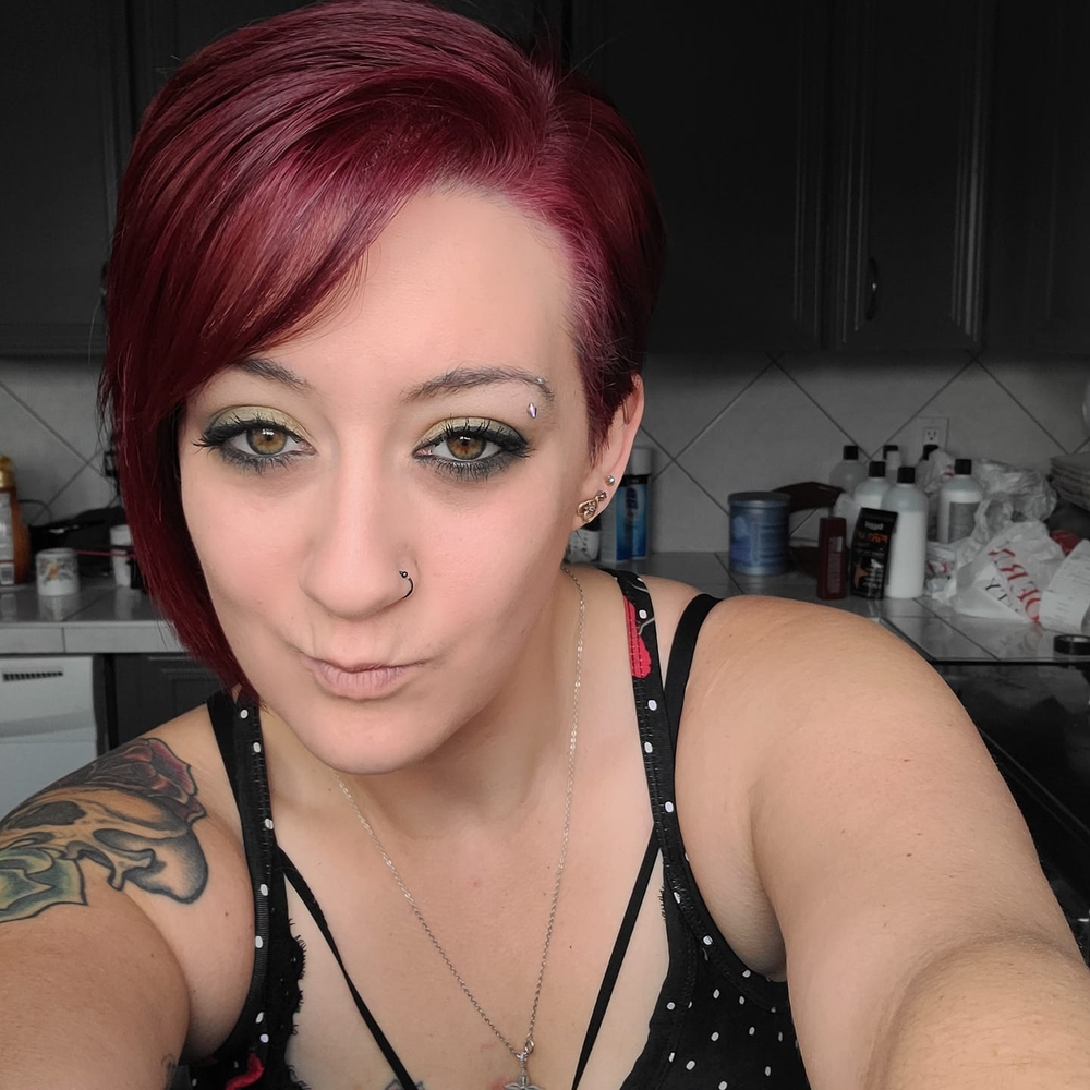 Meet your Posher, Brenda
